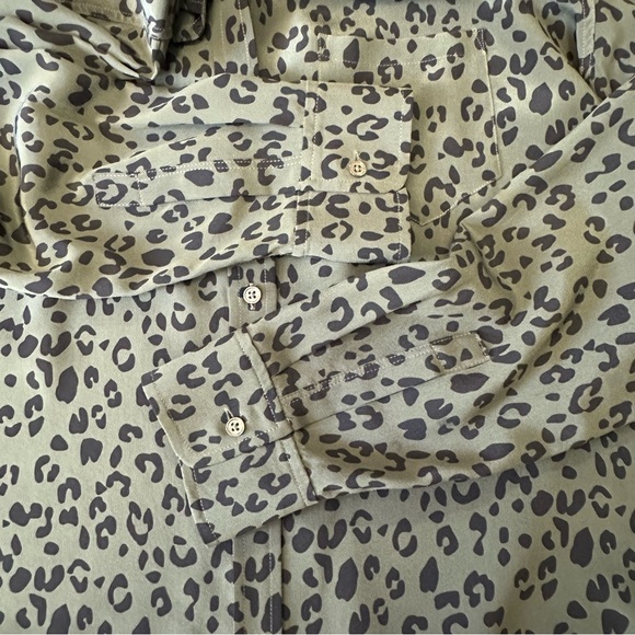 Rails 100% Silk Buttoned Down Shirt Kate Blouse In Olive Cheetah Print Size M - Picture 9 of 16